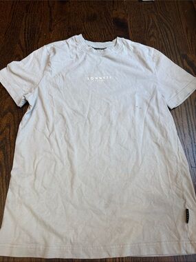 Sonneti Men's light grey/beige Crew Neck T-Shirt size small
